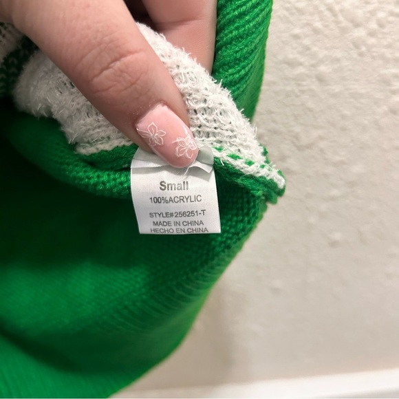 Merry Christmas by Poof! Christmas Gnome Sweater Vest NWT Small - Picture 5 of 5